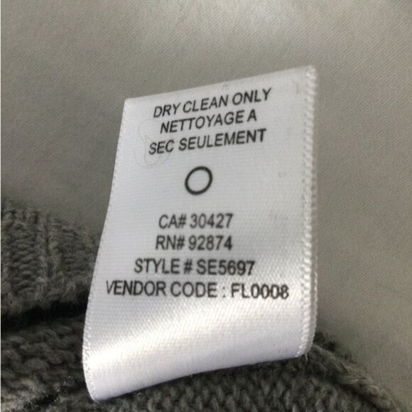 Splendid Sweater Women’s Size Medium Color Gray and Cream Black Lightweight - Picture 10 of 11